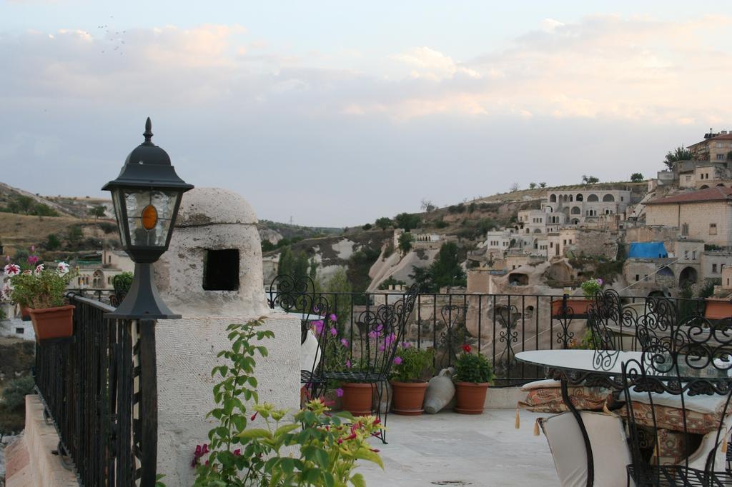 Babayan Evi Cave Hotel Ürgüp Bagian luar foto