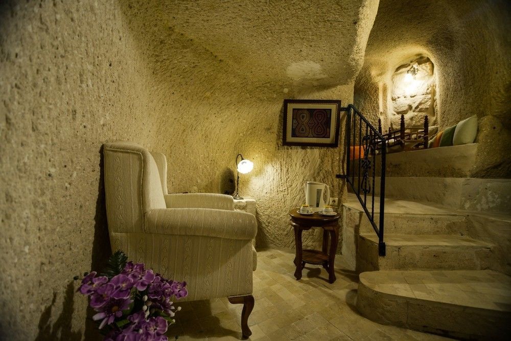 Babayan Evi Cave Hotel Ürgüp Bagian luar foto