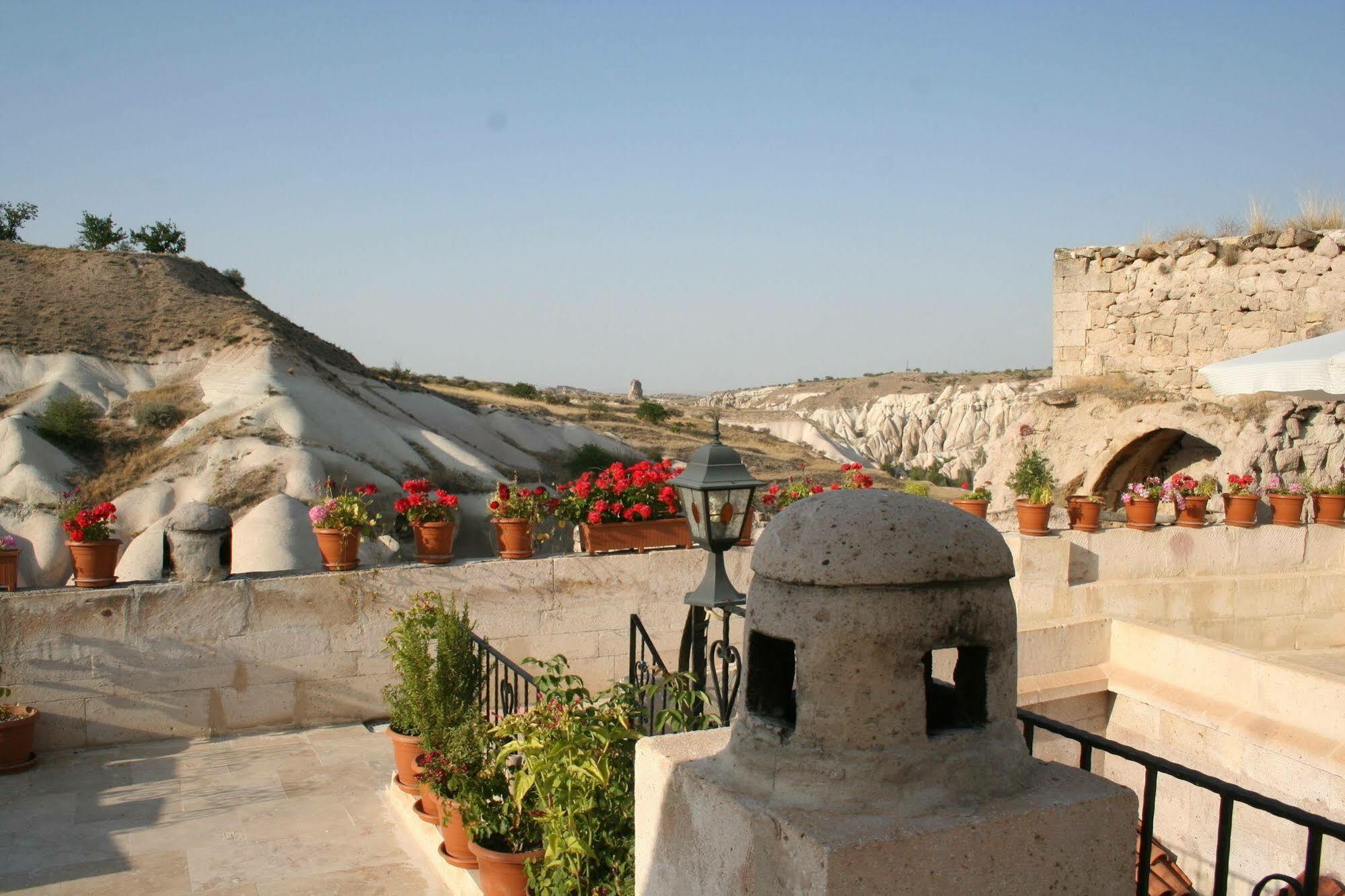 Babayan Evi Cave Hotel Ürgüp Bagian luar foto